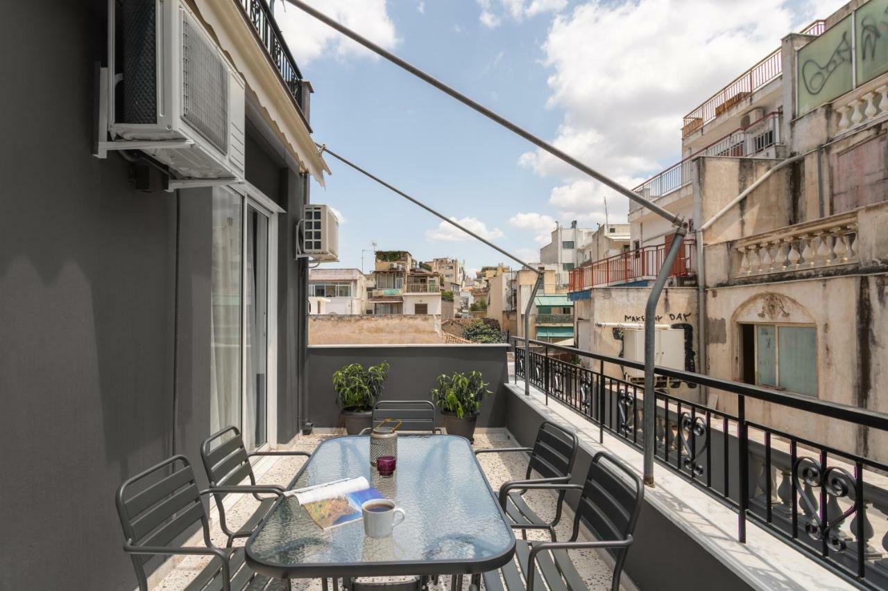 Apartment Downtown Boutique Acropolis View